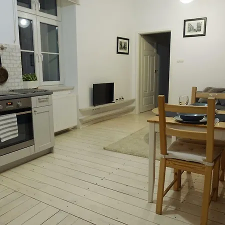 Old Town Garbary Apartment *